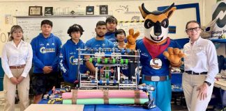 Se foguean estudiantes de Sonora en competencia regional de robótica en Torreón