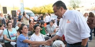 Atiende ‘Toño’ Astiazarán a vecinos con programa “Miércoles en tu colonia” en Hermosillo