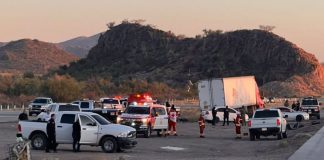 Persecución termina con choque contra tráiler y un muerto en carretera Hermosillo-Guaymas