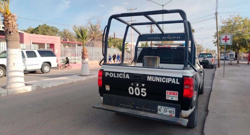 Detienen a dos estudiantes de secundaria por usar vapeador en baños de escuela en Hermosilloc