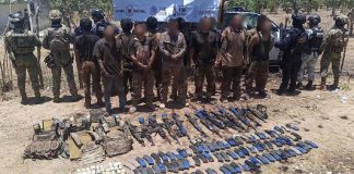 Detienen a 13 presuntos integrantes de Los Chapitos tras agresión armada contra personal de Marina en Sinaloa