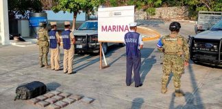 Asegura Marina 13 paquetes y un bulto de cocaína en aguas del Pacífico
