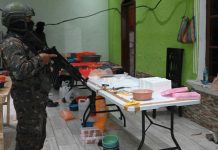 Guatemala desmantela el mayor laboratorio de cocaína hallado en 15 años; se encontraba en frontera con México Guatemala desmantela el mayor laboratorio de cocaína hallado en 15 años; se encontraba en frontera con México