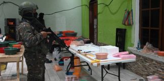 Guatemala desmantela el mayor laboratorio de cocaína hallado en 15 años; se encontraba en frontera con México