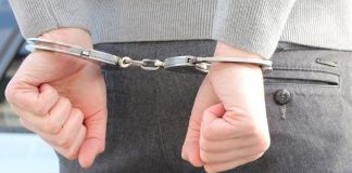 Hombre es arrestado tras ingresar a vivienda sin permiso y agredir a expareja por celos al sur de Hermosillo