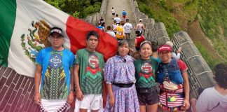 Atletas indígenas mexicanos ganan el Maratón de la Gran Muralla China
