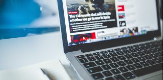 La confianza en las noticias se desploma en México: solo 3 de cada 10 personas creen en los medios, revela estudio