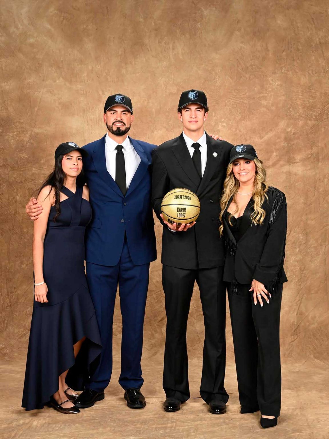 karim lopez parents and family Image 3