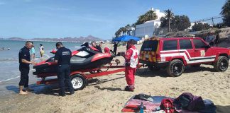 Bomberos rescatan a dos hombres que estuvieron a punto de ahogarse frente al muelle de Bahía de Kino Bomberos rescatan a dos hombres que estuvieron a punto de ahogarse frente al muelle de Bahía de Kino