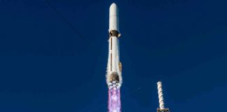 Blue Origin mantiene el lanzamiento del cohete New Glenn antes de fin de año pese a explosión en Florida Blue Origin mantiene el lanzamiento del cohete New Glenn antes de fin de año pese a explosión en Florida