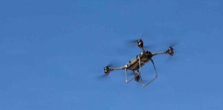 Drones con explosivos atacan a policías y militares en Sinaloa mientras resguardaban armas aseguradas