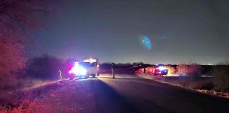 Localizan cuerpo de un hombre en avanzado estado de descomposición a la orilla de carretera en Hermosillo
