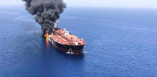 EEUU ataca petrolero con 24 marineros indios frente a Omán; todos fueron rescatados EEUU ataca petrolero con 24 marineros indios frente a Omán; todos fueron rescatados
