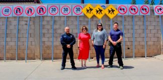 Cananea refuerza seguridad vial con entrega de 120 señalamientos en distintos puntos de la ciudad