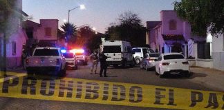 Pareja hallada sin vida en Puerta Real Hermosillo habría muerto intoxicación tras quedarse dormidos en auto con motor y aire encendidos: Fiscalía