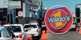 A casi 8 meses del incendio de Waldo's, retiran transformador de la tienda que provocó siniestro en Hermosillo