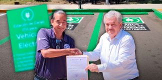 Instalan cargador para autos eléctricos en el ITH donado por un egresado; buscan que alumnos desarrollen nuevos equipos