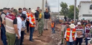 Alfonso Durazo recorre Nogales tras inundaciones por lluvias; se compromete a apoyar a familias afectadas Alfonso Durazo recorre Nogales tras inundaciones por lluvias; se compromete a apoyar a familias afectadas