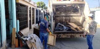 Ayuntamiento de Hermosillo refuerza prevención del dengue con jornadas de descacharre en 11 colonias Ayuntamiento de Hermosillo refuerza prevención del dengue con jornadas de descacharre en 11 colonias