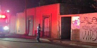 Incendio en vivienda abandonada alarma a vecinos del centro de Hermosillo Incendio en vivienda abandonada alarma a vecinos del centro de Hermosillo