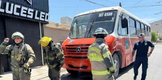 Explosión de compresor de aire acondicionado en camión moviliza a Bomberos en Hermosillo Explosión de compresor de aire acondicionado en camión moviliza a Bomberos en Hermosillo