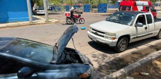 Choque deja dos personas lesionadas al oriente de Hermosillo