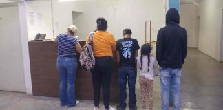 Resguardan a tres hermanos menores que viajaban solos en Central de Autobuses de Ciudad Obregón Resguardan a tres hermanos menores que viajaban solos en Central de Autobuses de Ciudad Obregón