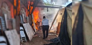 Rescatan a adulto mayor durante incendio al sur de Hermosillo Rescatan a adulto mayor durante incendio al sur de Hermosillo