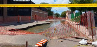 Durará hasta 70 días rehabilitación de calle por megasocavón en Hermosillo: AguaH Durará hasta 70 días rehabilitación de calle por megasocavón en Hermosillo: AguaH