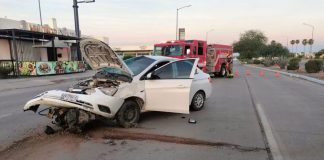 Hombre se estrella contra objeto fijo tras quedarse dormido al volante en Hermosillo Hombre se estrella contra objeto fijo tras quedarse dormido al volante en Hermosillo