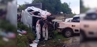 Choque frontal deja cuatro muertos, entre ellos un menor; hay dos heridos