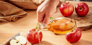 Por esta razón deberías consumir una cucharada de vinagre de manzana al día Por esta razón deberías consumir una cucharada de vinagre de manzana al día