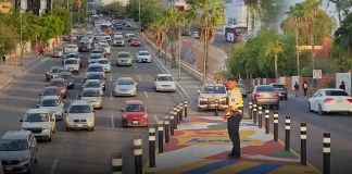 Regreso a clases en la Unison provoca largas filas y congestionamiento vial en Hermosillo