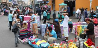 Más de la mitad de los trabajadores en México sigue en la informalidad, advierte estudio Más de la mitad de los trabajadores en México sigue en la informalidad, advierte estudio