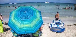 Miami iguala récord histórico de calor al alcanzar 37.8 °C en plena ola de calor en EEUU Miami iguala récord histórico de calor al alcanzar 37.8 °C en plena ola de calor en EEUU