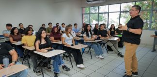 Regresan a clase más de 40 mil estudiantes a la Universidad de Sonora en Hermosillo Regresan a clase más de 40 mil estudiantes a la Universidad de Sonora en Hermosillo