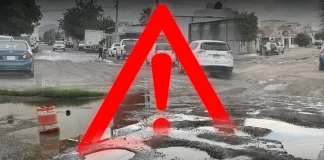 Denuncian vecinos fuga de aguas negras que afecta calles del norponiente de Hermosillo; tiene más de dos semanas Denuncian vecinos fuga de aguas negras que afecta calles del norponiente de Hermosillo; tiene más de dos semanas