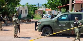 Atacan a balazos a fundadora de colectivo de búsqueda y a su nieta en Culiacán