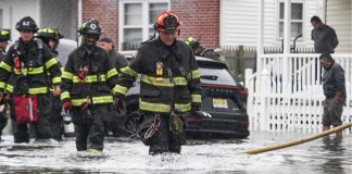 Tormenta deja a 70 mil personas sin electricidad y provoca inundaciones en Nueva Jersey y Delaware, EEUU