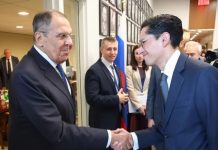 Cancilleres de México y Rusia acuerdan reforzar cooperación bilateral durante reunión en la ONU Cancilleres de México y Rusia acuerdan reforzar cooperación bilateral durante reunión en la ONU