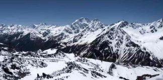 Avalancha en Rusia deja 11 alpinistas muertos y seis desaparecidos; continúa la búsqueda Avalancha en Rusia deja 11 alpinistas muertos y seis desaparecidos; continúa la búsqueda