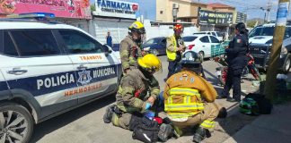 Choque contra sedán deja un motociclista lesionado al norte de Hermosillo Choque contra sedán deja un motociclista lesionado al norte de Hermosillo