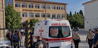 Tiroteo escolar en Turquía deja 11 alumnos heridos; dos menores están graves Tiroteo escolar en Turquía deja 11 alumnos heridos; dos menores están graves