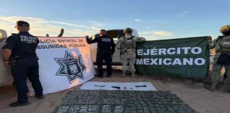 Aseguran pick up con 650 envoltorios de metanfetamina y 462 de mariguana en Caborca Aseguran pick up con 650 envoltorios de metanfetamina y 462 de mariguana en Caborca