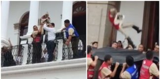 Alumno recrea salto de Juan Escutia desde balcón en Jalisco, durante festejos patrios (VIDEO) Alumno recrea salto de Juan Escutia desde balcón en Jalisco, durante festejos patrios (VIDEO)