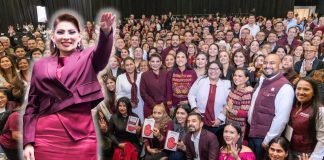 Lorenia Valles rinde protesta como coordinadora estatal de la Transformación en Sonora