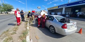 Choque por alcance deja dos mujeres lesionadas y daños materiales al norte de Hermosillo