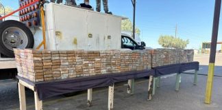 Guardia Nacional y Ejército aseguran mil 201 kilos de cocaína ocultos en una camioneta en Sonora