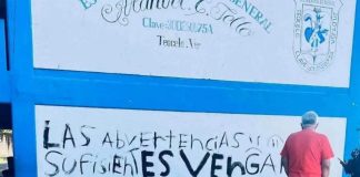 Suspenden clases en secundaria tras encontrar amenazas en sus instalaciones en Veracruz