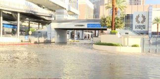 Lluvias récord provocan inundaciones y cierres de carreteras en Las Vegas (VIDEOS)